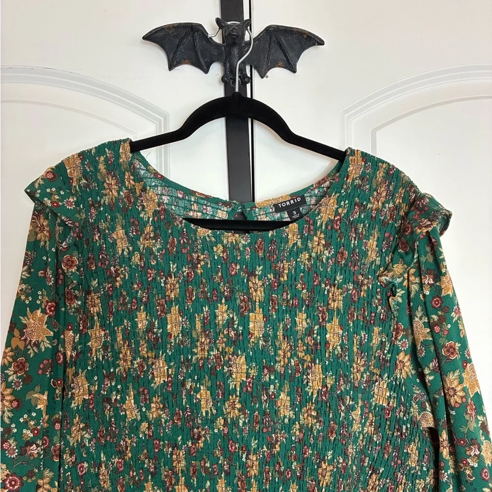 Torrid Green Floral Babydoll Smocked Top Ruffle Accent - Picture 7 of 14